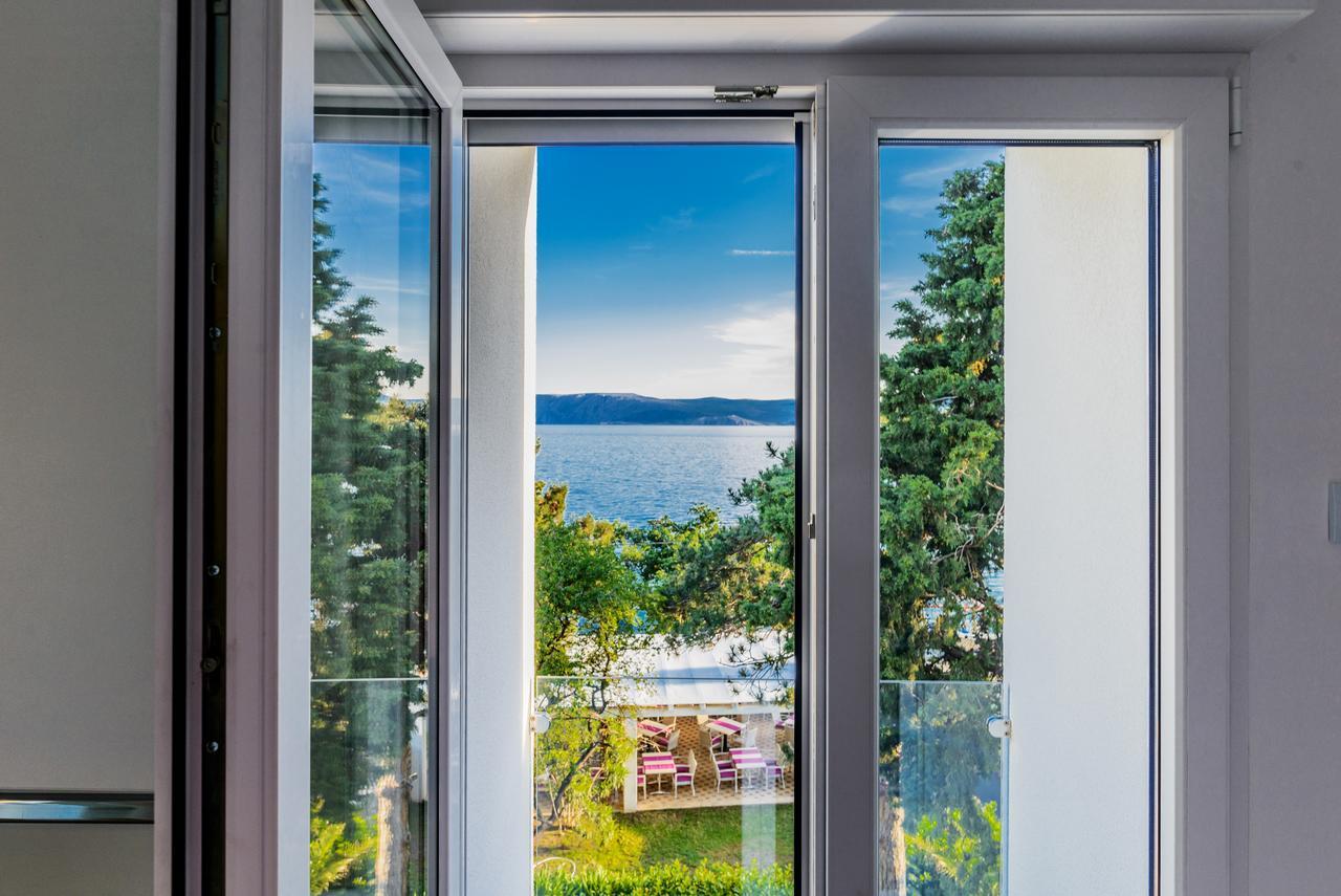 Rocky Beach Rooms Novi Vinodolski Exterior foto